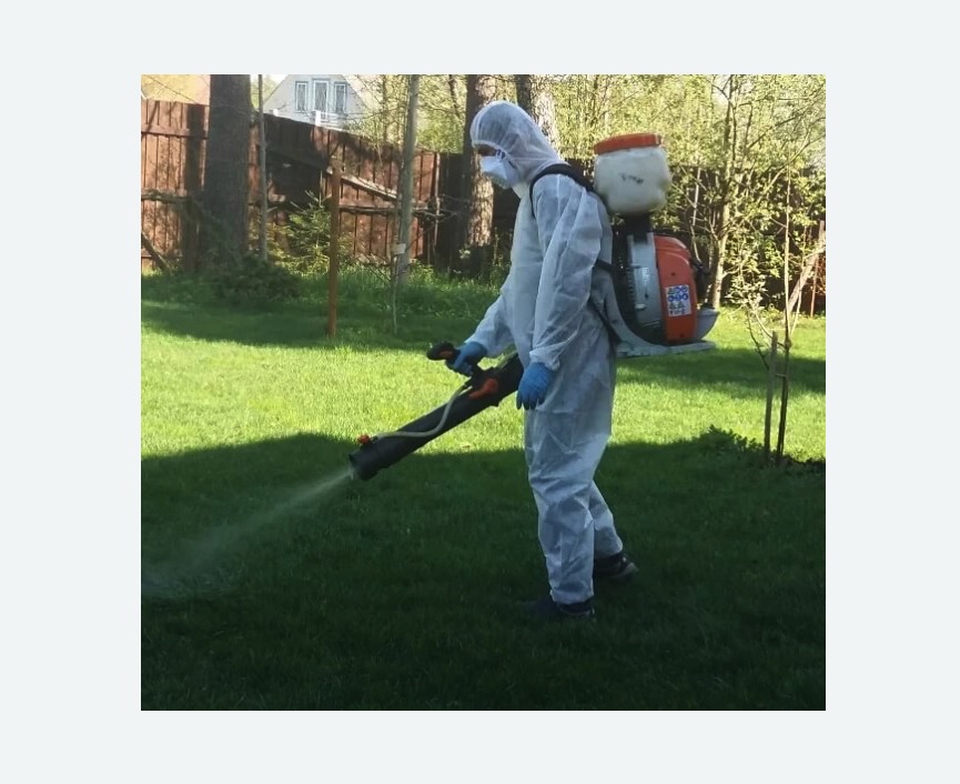 Обработка территории от клещей в Черепаново